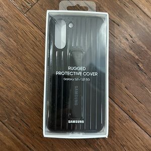 Black rugged phone cover s21/ s21 5G.  Samsung New